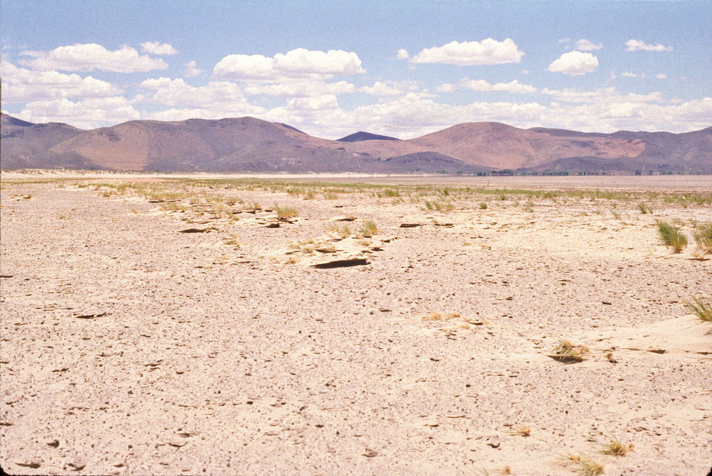 06-wind_erosion_Washoe_Playa-6-91_adj