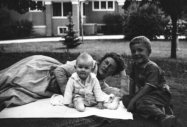 Grossenbach kids; Carl, Doris and Dick (31)
