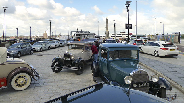 Liverpool 2013 – Waiting for the ferry