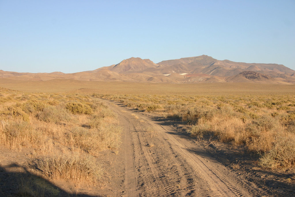 South end, Seven Troughs Range