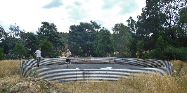 Burnsy's 250,000 L water tank