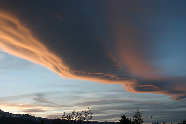 Lenticulars over Washoe Valley