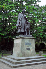 Statue of Tennyson and Dog at Lincoln Cathedral