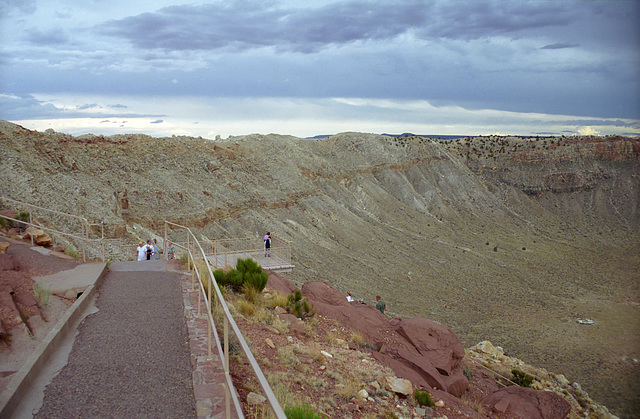 23a-meteor_crater_ig