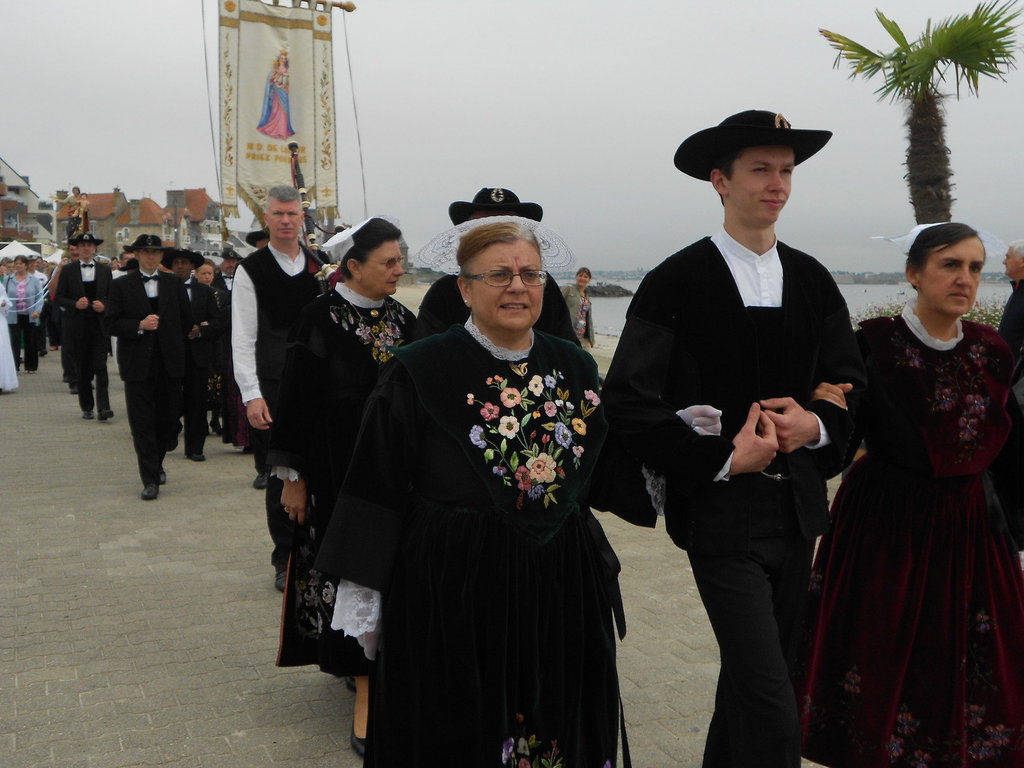 procession fête de la Mer