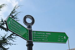 Capital Ring sign, Robin Hood roundabout