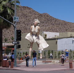 Marilyn Monroe Statue, Palm Springs (2527)