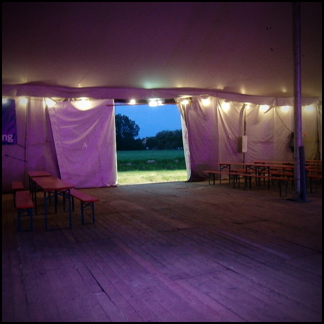 Party tent