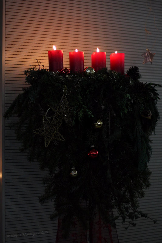 Familiengottesdienst - Adventskranz