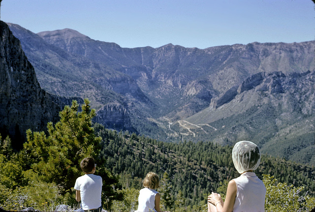 16-Kyle Canyon overlook.