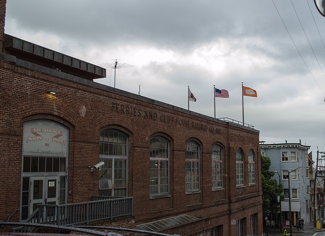 SF Nob Hill: Cable Car museum 0174