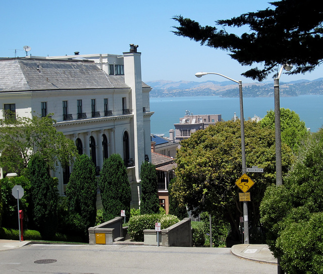 SF Pacific Heights Washington & Octavia 0316a