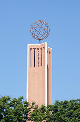 Tower with Globe on the USC Von KleinSmid Center, July 2008