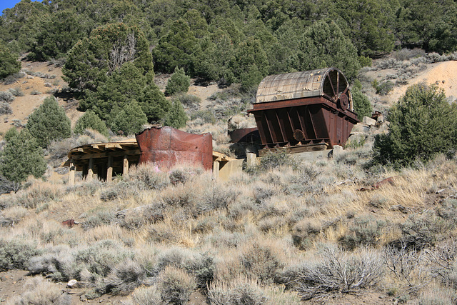 Mill, Como, NV