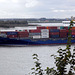 Feeder-Containerschiff  SYLT auf der Elbe
