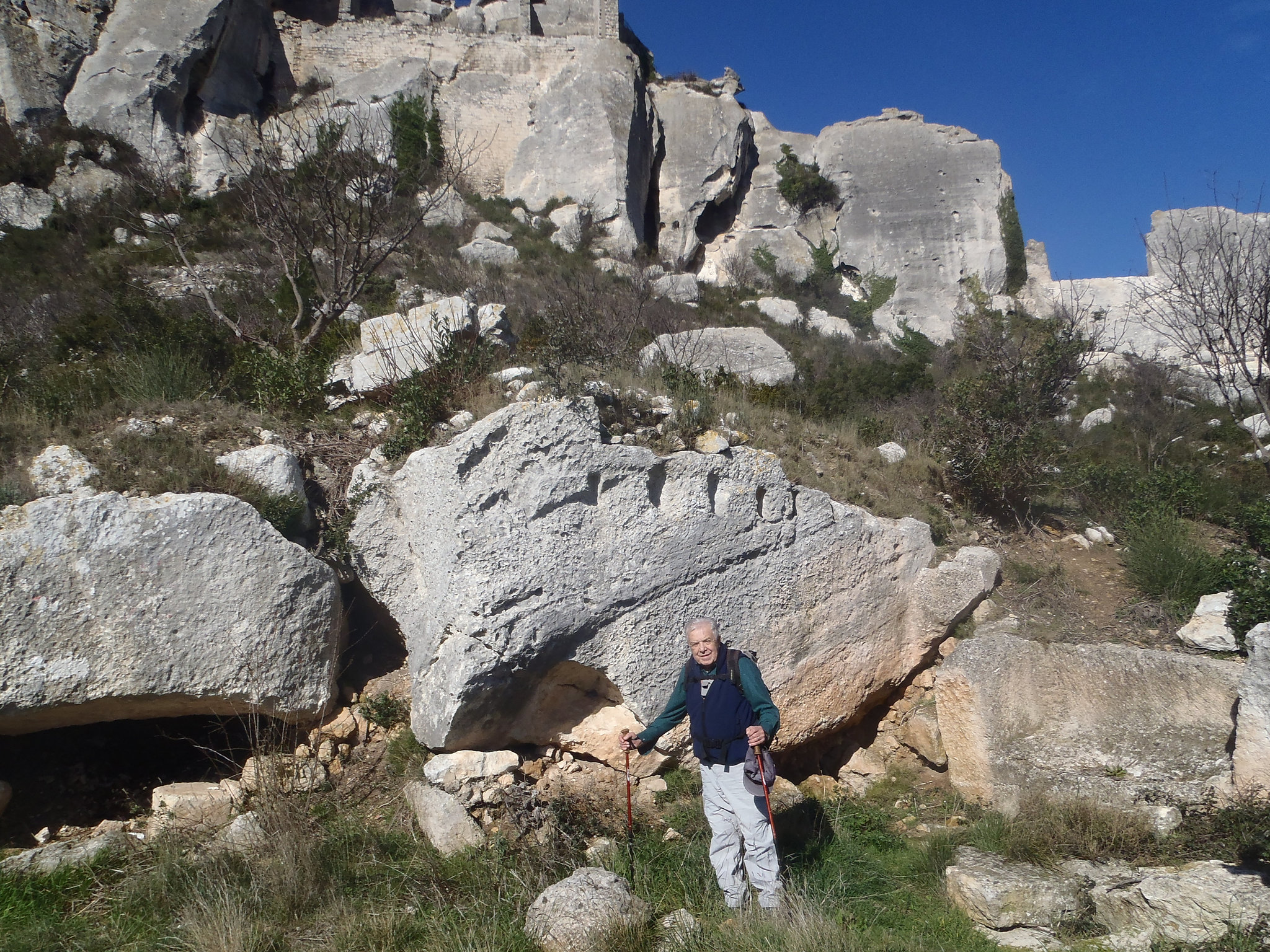 Le Rocher des BAUX  27 02 2014 013