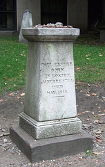Paul Revere's Grave Marker in the Granary Burial Ground in Boston, October 2009