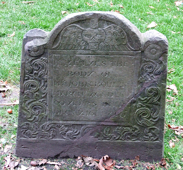 Tombstone of John Boult in Boston, October 2009