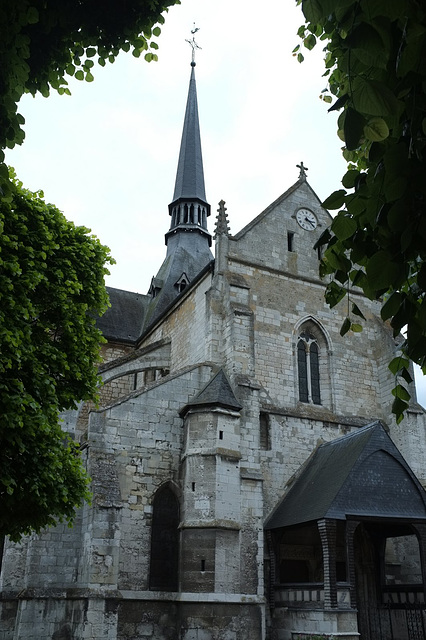 Eglise St-Sauveur du Petit-Andely