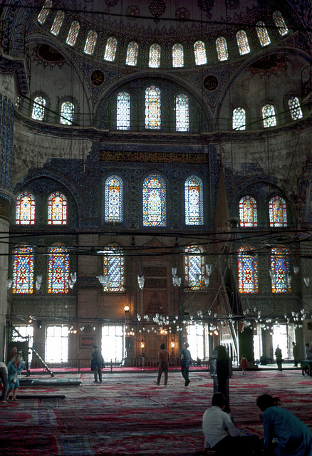 Istanbul Blue Mosque, in 1970 (086 b)