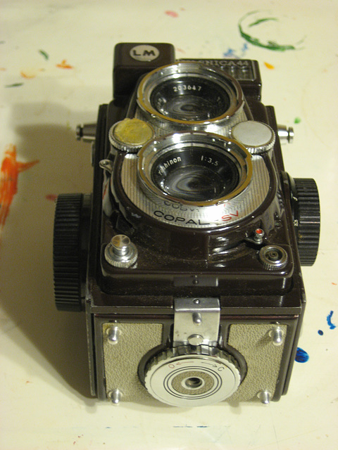 Yashica 44 LM 011