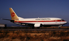 Continental Boeing 737-300