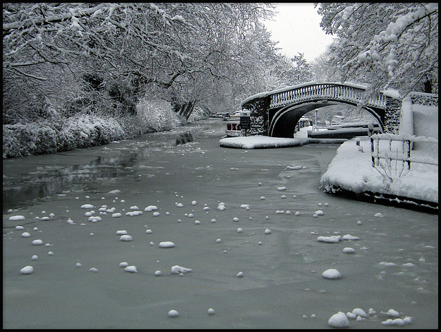 ice at Isis Bridge