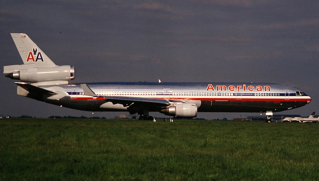 American Airlines McDonnell Douglas MD-11