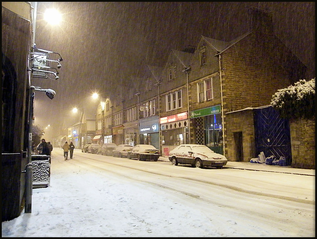 snowy night in Walton Street