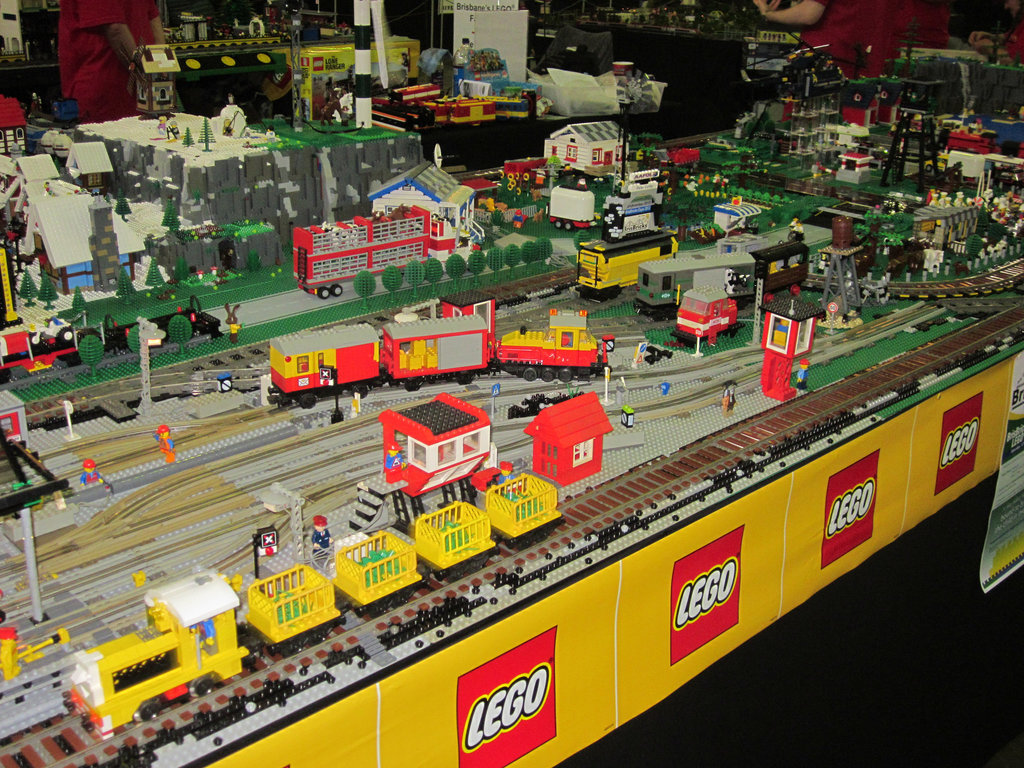 201306TmbaModelRailExhibit 041