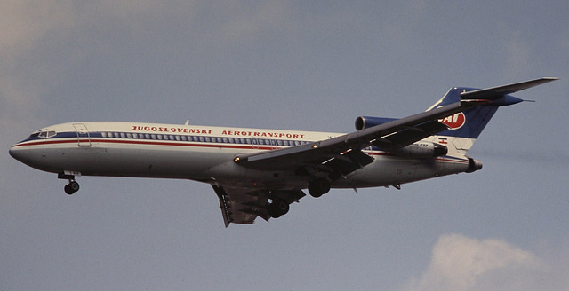 Jugoslovenski Aerotransport (JAT) Boeing 727-200