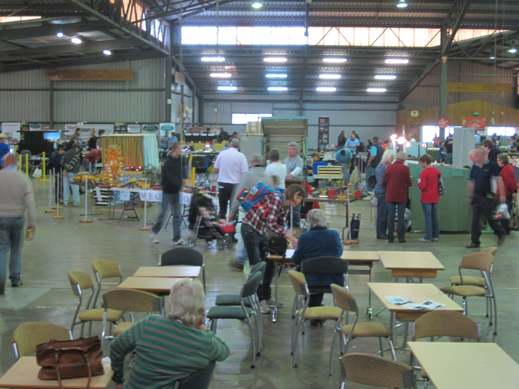 201306TmbaModelRailExhibit 084