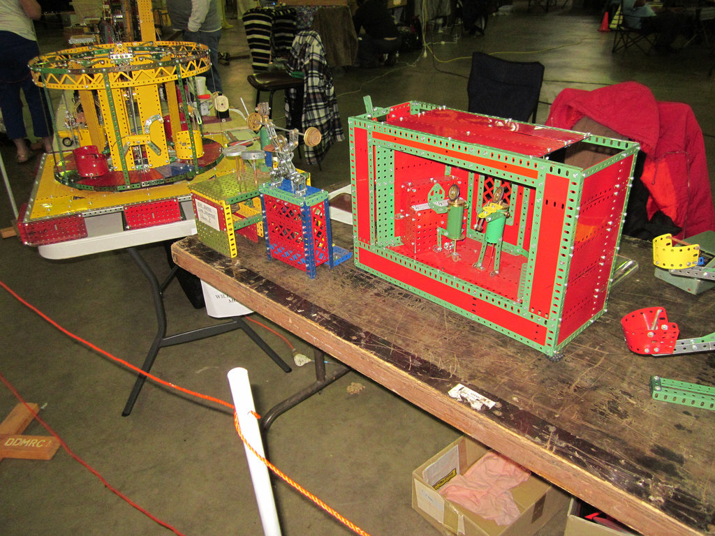 201306TmbaModelRailExhibit 086