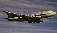 Singapore Airlines Boeing 747-400