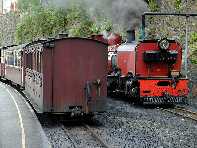 Welsh Highland Railway [Rheilffordd Eryri]_003 - 30 June 2013