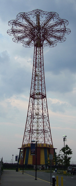 The Parachute Jump from Keyspan Park in Coney Island, July 2007