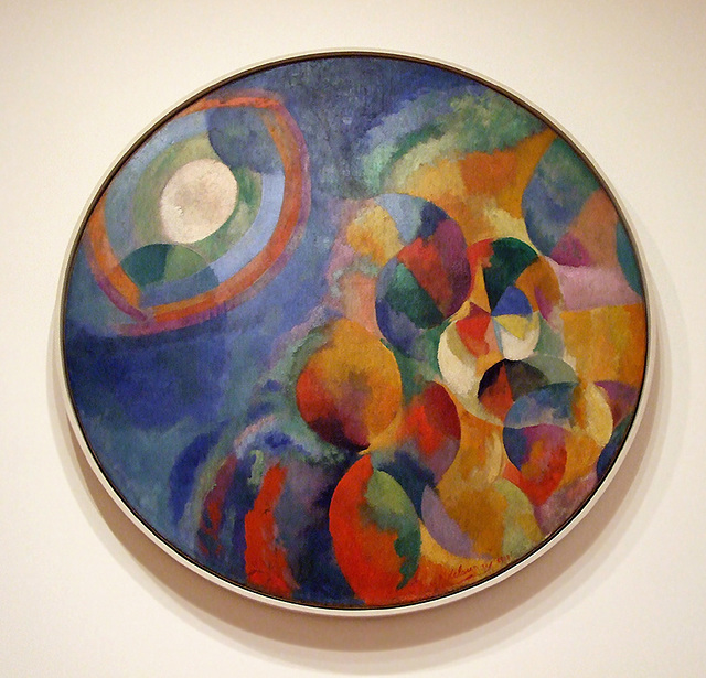 Simultaneous Contrasts: Sun and Moon by Delaunay in the Museum of Modern Art, July 2007