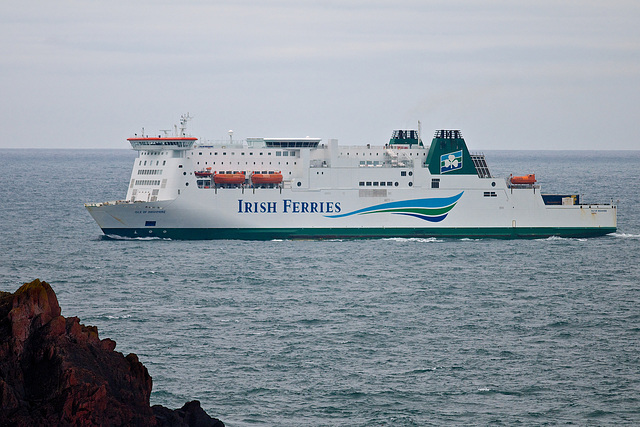 Irish Ferry passing the lighthouse