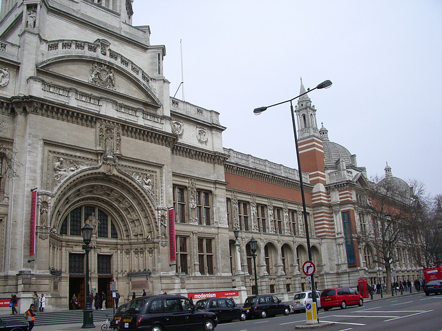 Victoria and Albert Museum