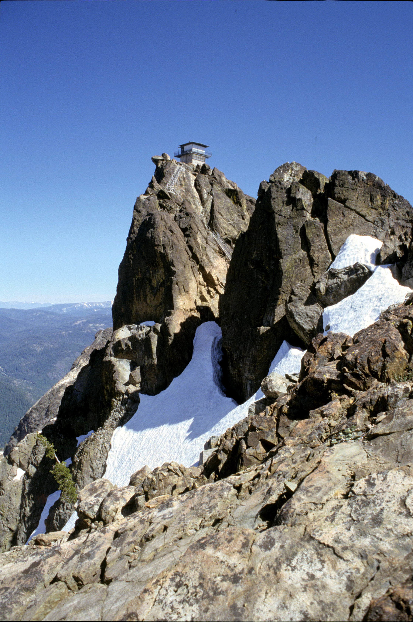 Sierra Buttes Fire Lookout