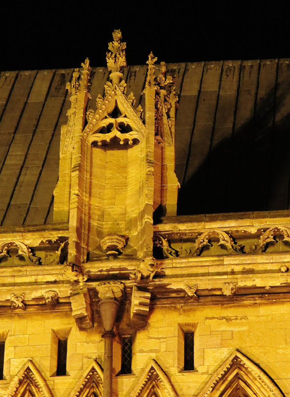 lincoln cathedral at night