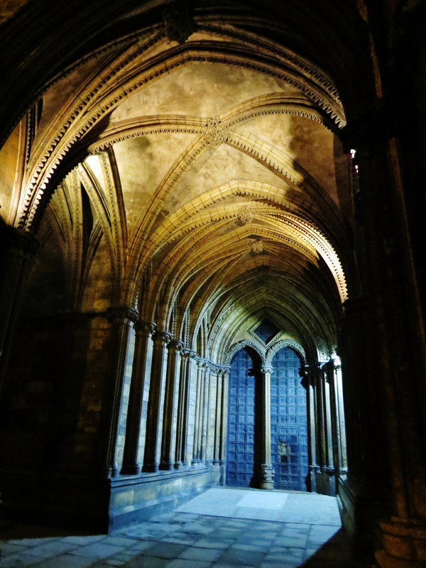 lincoln cathedral at night
