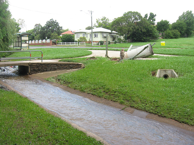 ToowoombaRainReport10012011 032