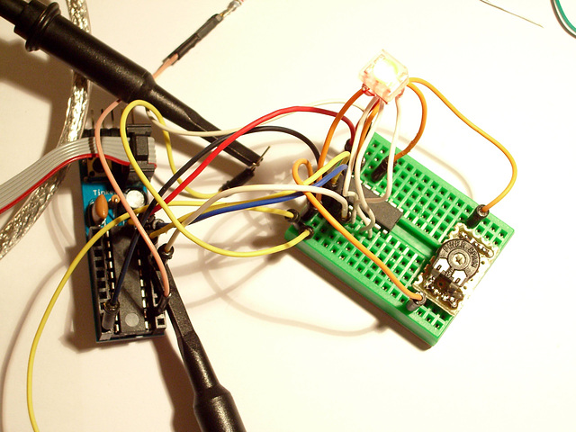 ATtiny2313 - USI SPI master