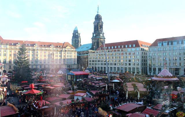 2013-128-23 83 Striezelmarkt