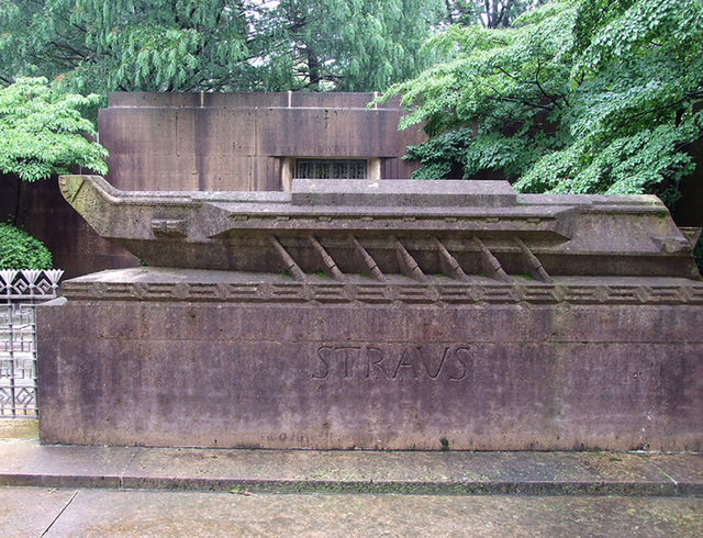 Ship Grave Monument in Woodlawn Cemetery, August 2008
