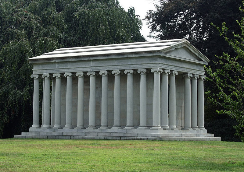 Greek Temple-Inspired Mausoleum in Woodlawn Cemetery, August 2008