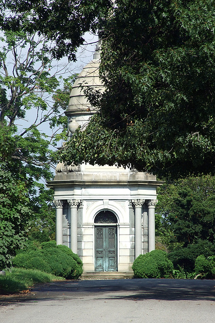 A Mausoleum in Woodlawn Cemetery, August 2008