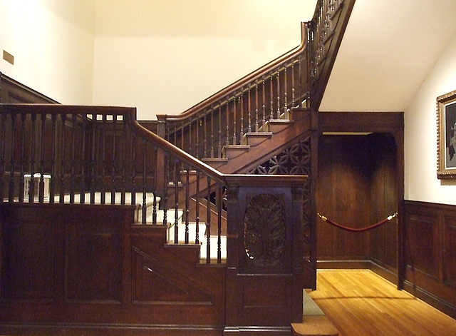 Staircase in the Phillips Collection, January 2011