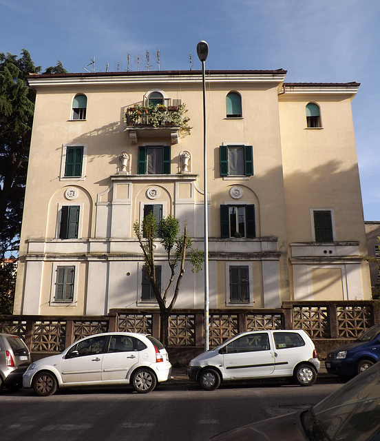 Building in Monteverde Vecchio on the Janiculum Hill in Rome, June 2012